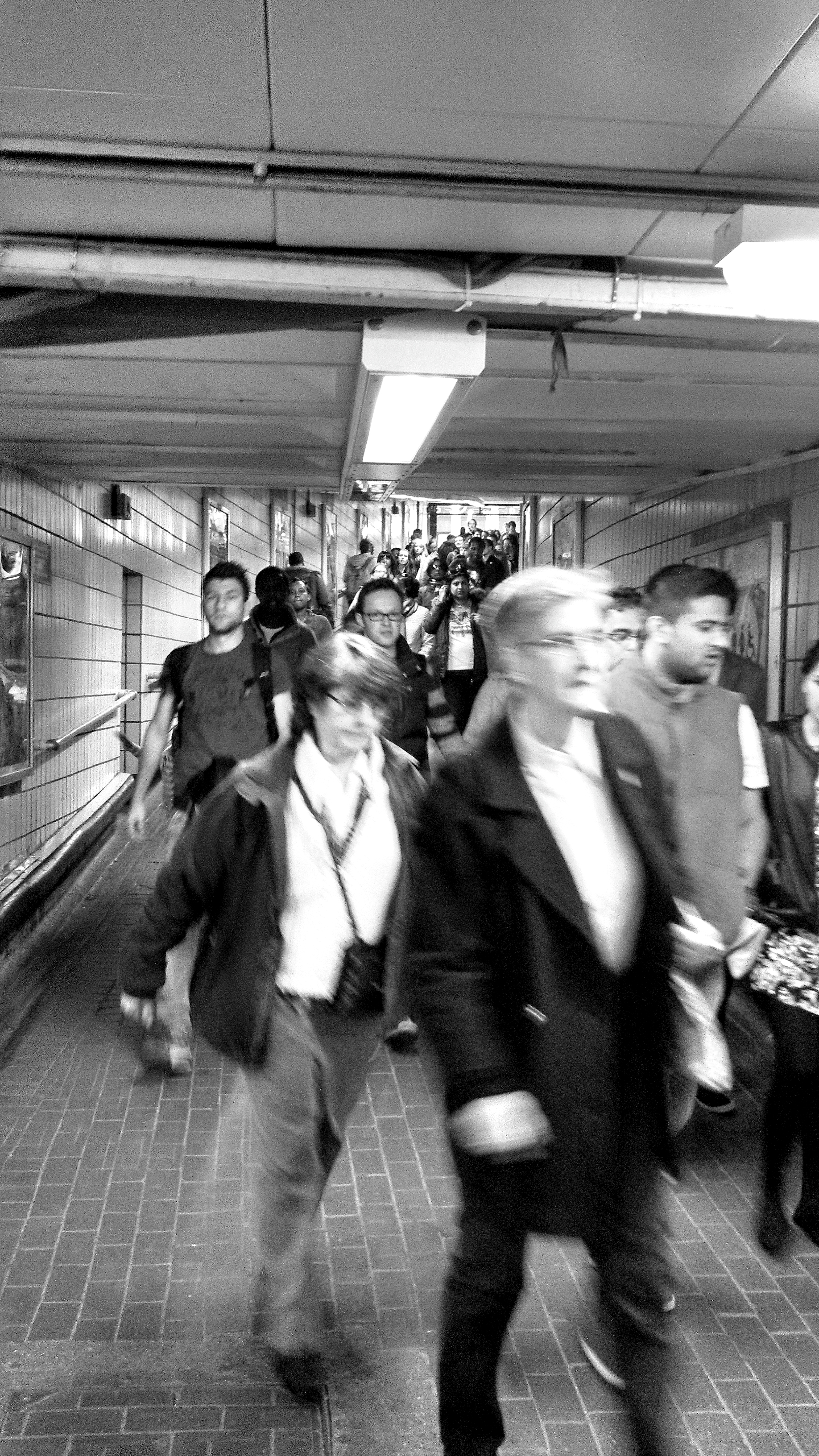 london street scenes tube