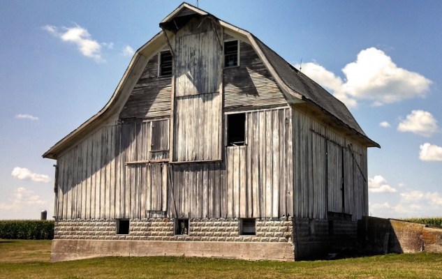 bowen barn